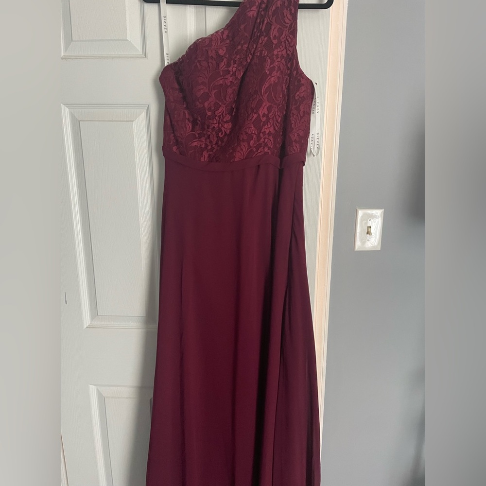Azazie Simone (now called Demi) Cabernet Bridesmaid Dress size 14